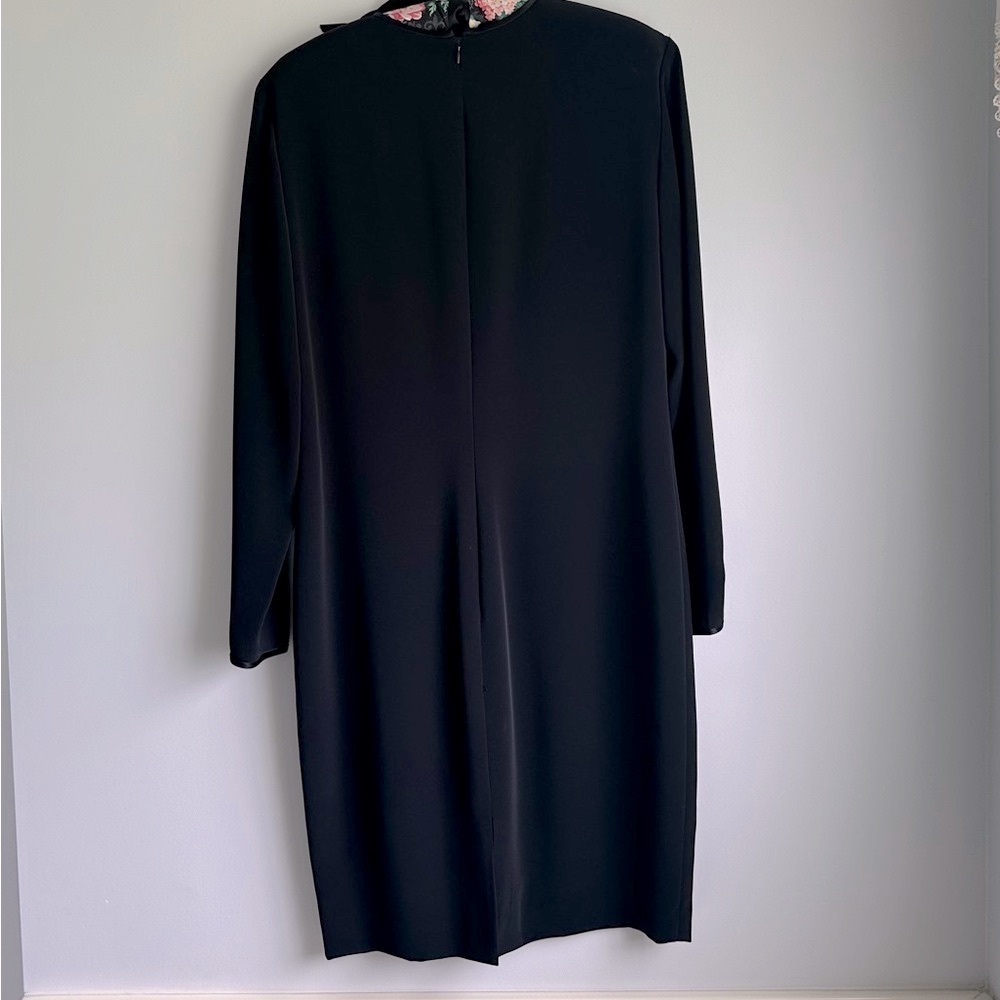 Jones New York Black Long-Sleeve Midi Dress with Floral Neckline Accent